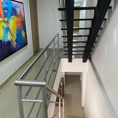カリ 110 Loftアパートホテル エクステリア 写真